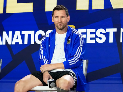 Messi khen Yamal hết lời, rồi mong điều ngược lại ở chung kết World Cup