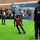 Robot hình người bị 'chuột rút' khi đá bóng