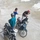 Thanh niên quê một cục vì phải nhờ nữ nhân viên cây xăng mở cốp xe