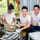 Người quản lý thay Huỳnh Anh Tuấn làm clip nấu ăn: 'Tôi mất 3 tiếng với món mì trộn'