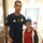 Ronaldo mang 16 vệ sĩ vẫn bị fan nhí tìm đến tận phòng khách sạn
