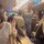 Cosplay ma nữ cô gái muốn độn thổ vì va phải chú bảo vệ