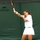 Daria Kasatkina mất điểm ở Wimbledon vì… hoa tai