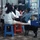 Ảnh vui 17-9: 'Không biết nên cho nhỏ này 3 mũi không ta?'