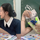 Cô giáo nhận cơn mưa lời khen vì cách ứng xử khéo léo khi nhận quà