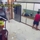 Bố đổ lỗi cho con trai khi lỡ tay làm vỡ tô