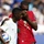 Diop che miệng nói chuyện với Dembele, CĐV Morocco thót tim