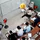 Cả lớp phì cười khi thầy giáo ngã ghế