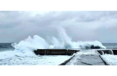 Over 100 tourists stranded on Vietnam’s Ly Son Island due to storm Wutip