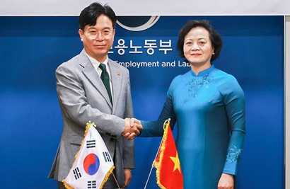South Korea considers increasing intake of Vietnamese workers