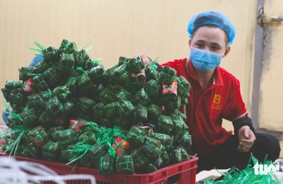 Lai Vung ‘nem’ makers in Vietnam’s Dong Thap ramp up output ahead of Tet