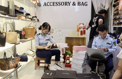 Da Nang ranks 2nd in Vietnam’s crackdown on counterfeit goods, intellectual property violations