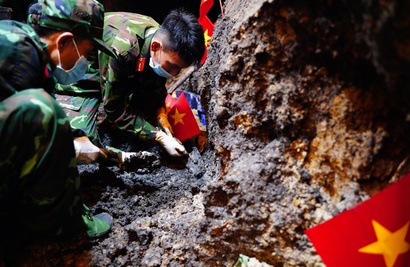 More sets of martyrs’ remains found in Ho Chi Minh City, Hue, Quang Tri