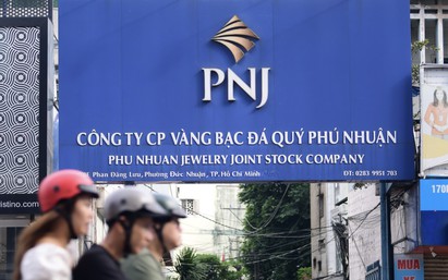 Cổ phiếu PNJ mất 30% sau 5 phiên giảm sàn, doanh nghiệp giải trình ra sao?