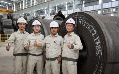25 lần cán thử và mẻ thép đặc chủng lần đầu tiên sản xuất tại Việt Nam