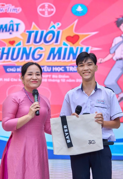 Giải mã Bí mật tuổi chúng mình cùng học trò Trường THPT Bà Điểm