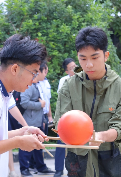 Có gì trong giờ ra chơi những ngày cận Tết của Trường Trung học Thực hành Sài Gòn?