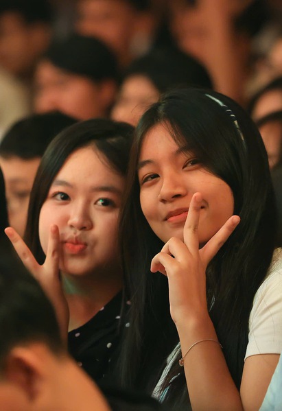 Xem kịch cảm tác, học sinh Trường THPT Lê Trọng Tấn có thêm góc nhìn về Truyện Kiều