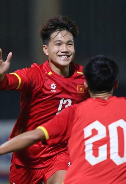 Thắng U17 Malaysia 4-0, U17 Việt Nam khởi đầu suôn sẻ tại Giải U17 Đông Nam Á 2026
