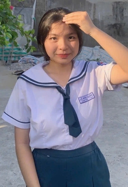 Nữ sinh Trường THPT Lê Minh Xuân đi tìm ‘dấu vân tay’ riêng trong thế giới văn chương