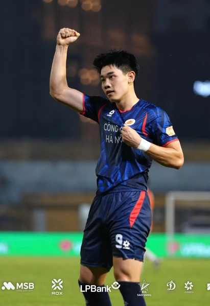 Thắng Thanh Hóa 2-0, Công An Hà Nội vô địch V-League 1 sớm 3 vòng đấu