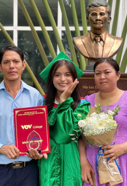 Ngày của cha: Ngôn ngữ yêu thương của cha dành cho con