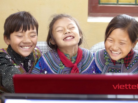 ‘Cầu nối’ Viettel xây nên giấc mơ giáo dục ‘không biên giới’