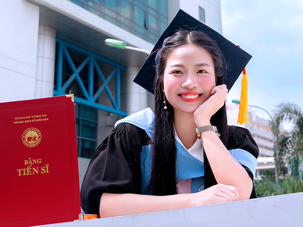Cô gái 25 tuổi thành tiến sĩ trẻ nhất Đại học Kinh tế quốc dân