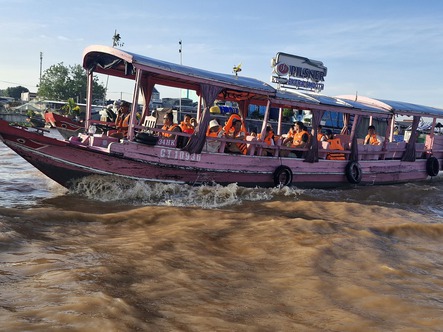 Đặc sắc lễ hội văn hóa sông nước Cần Thơ