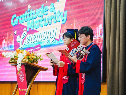 Lễ tri ân và trưởng thành cho học sinh lớp 12 tại Hệ thống Trường Việt Mỹ