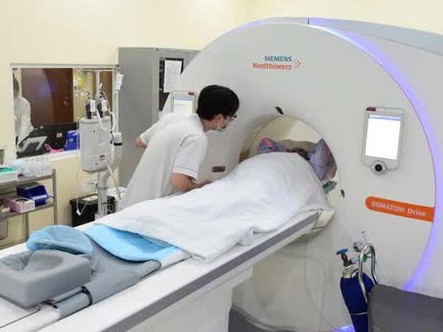 Nhiều bệnh viện phía Nam ngừng chụp PET/CT: Cái 'áo cơ chế' làm khổ người bệnh