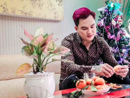 Loạt ca sĩ Việt đắt show hội chợ, giàu có khủng khiếp