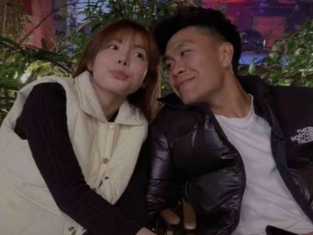 Ảnh Lý Đức nắm chặt tay 'hot girl bắn súng' có phải là thật?