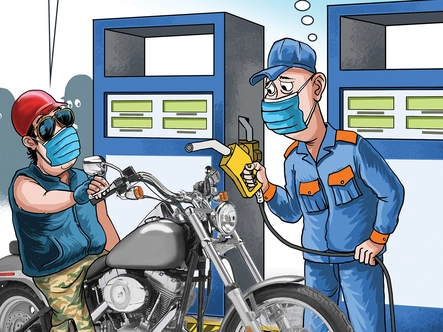 Đại gia 'đổ đầy bình', nhân viên cây xăng choáng váng