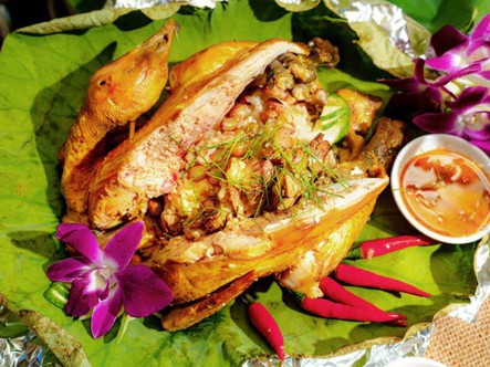 Gà nướng đất sét