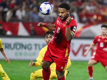 Người hâm mộ ngợi khen Xuân Son với 'khả năng không chiến là vũ khí bí mật giúp VN tạo nên bất ngờ'