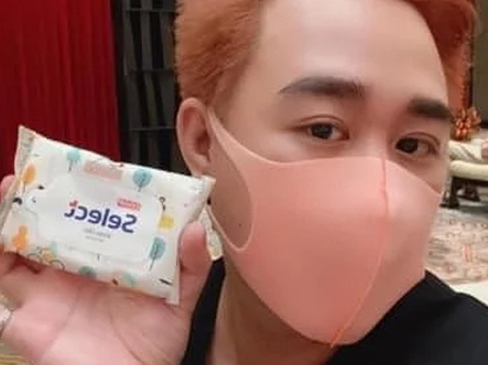 Trung Quân Idol: Từng xin lỗi vì tham gia 'hội khăn giấy ướt', chê bai Táo quân