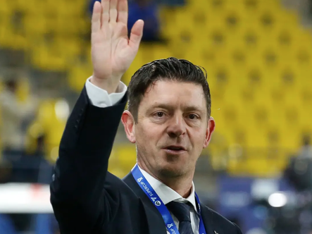 Bê bối VAR ở Ý: Trọng tài dùng ám hiệu ‘oẳn tù tì’ để tác động quyết định