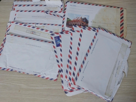 Những lá thư tay