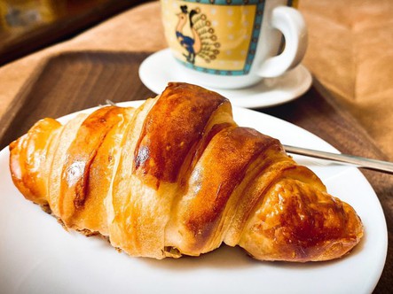 Đọc sao mới đúng: croissant - chiếc bánh làm 'xoắn lưỡi'