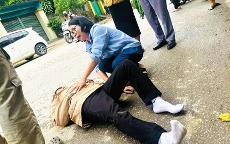 Nữ giám đốc bệnh viện hỗ trợ cứu người bị tai nạn giữa đường