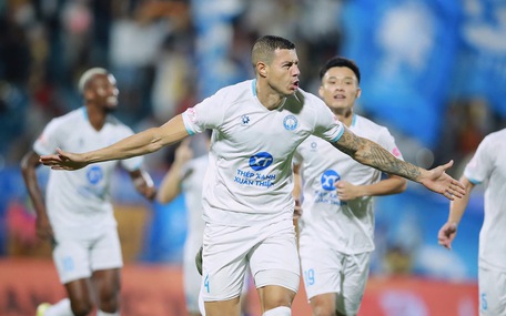 Nam Định - Hà Nội (Hiệp 1) 1-1: Xuân Mạnh lập siêu phẩm vô lê