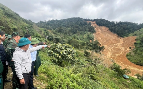 Vụ đồi sạt lở dù trời không mưa: Đà Nẵng yêu cầu không để người dân ở khu vực sườn dốc nguy hiểm