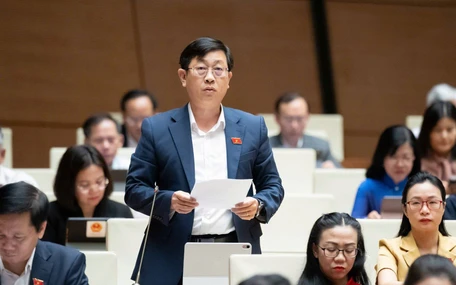 Tin tức sáng 18-11: Hôm nay, Chính phủ trình Quốc hội các cơ chế, chính sách gỡ vướng cho đất đai