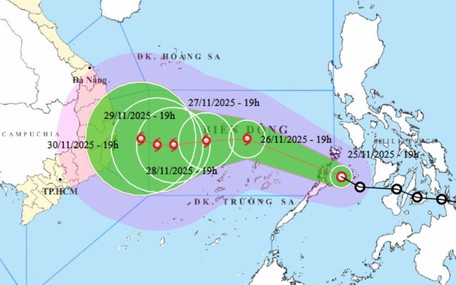 Áp thấp nhiệt đới mạnh lên, nhiều nước dự báo trái ngược về hướng di chuyển