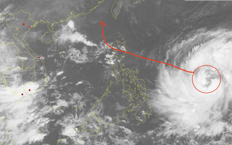 Bão Phượng Hoàng có thể vào Biển Đông, thành cơn bão số 14