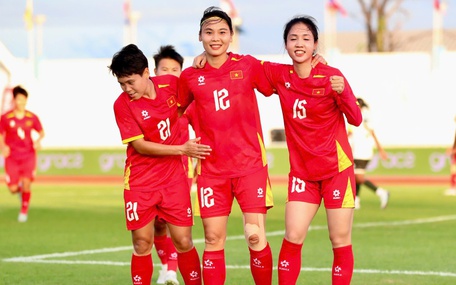 Đánh bại Indonesia, tuyển bóng đá nữ Việt Nam vào chung kết SEA Games 33