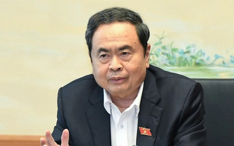 Chủ tịch Quốc hội: Nhà đầu tư nào vào nước ta cũng hỏi có đủ điện không