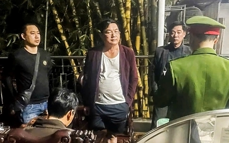 Nghi phạm cựu tổng biên tập Đồng Xuân Thụ đã chỉ đạo đường dây cưỡng đoạt tài sản với thủ đoạn nào?