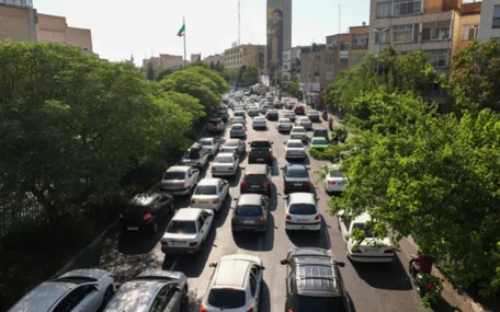 Người dân Iran chạy khỏi Tehran lên phía bắc